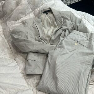 Express suit, pants size 2 jacket size 4